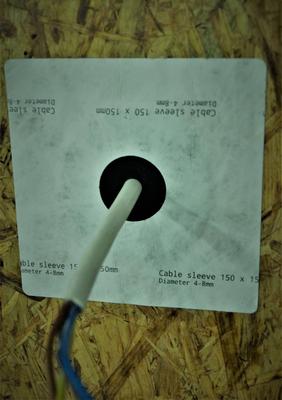 Tesniaca manžeta na prechod káblov 150 x 150mm 4-8mm - Obrázok č. 1