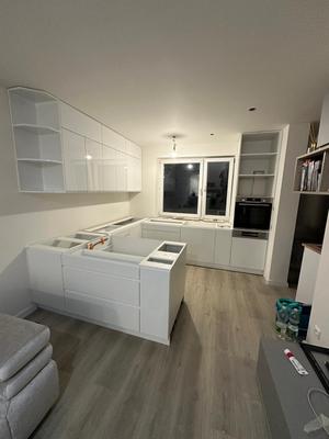 🏠 KUCHYNSKÉ LINKY & NÁBYTOK NA MIERU - KVALITA A PRECÍZNOSŤ - Obrázok č. 1