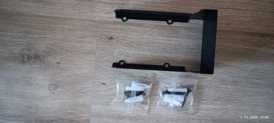 čierny kryt zvončeka proti dazďu - Obrázok č. 1