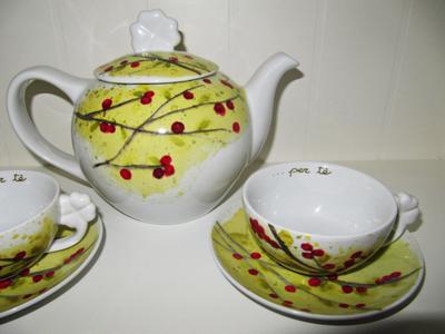 Porcelánový čajník, šálky, taniere - talianska značka THUN - Obrázok č. 1