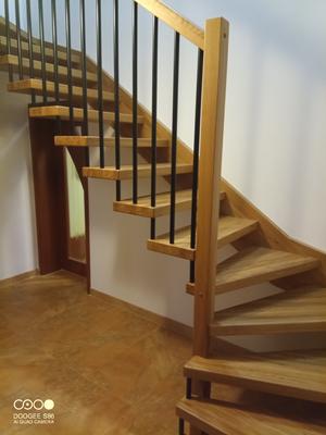 predavam drevene schody - Obrázok č. 1