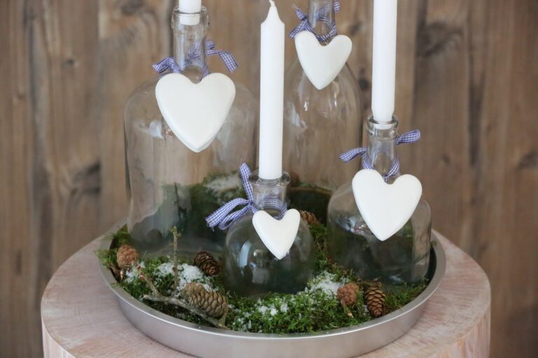 Adventný svietnik zo starých fliaš