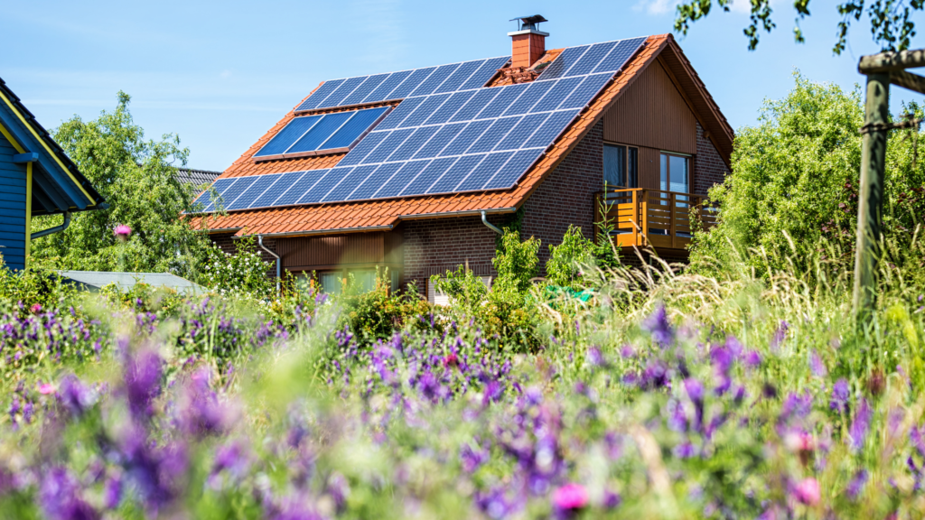 energetická hospodárnosť rodinného domu so solárnymi panelmi