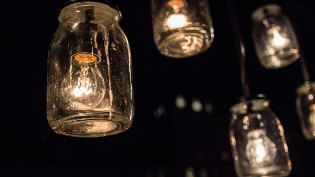 halloweenske girlandy