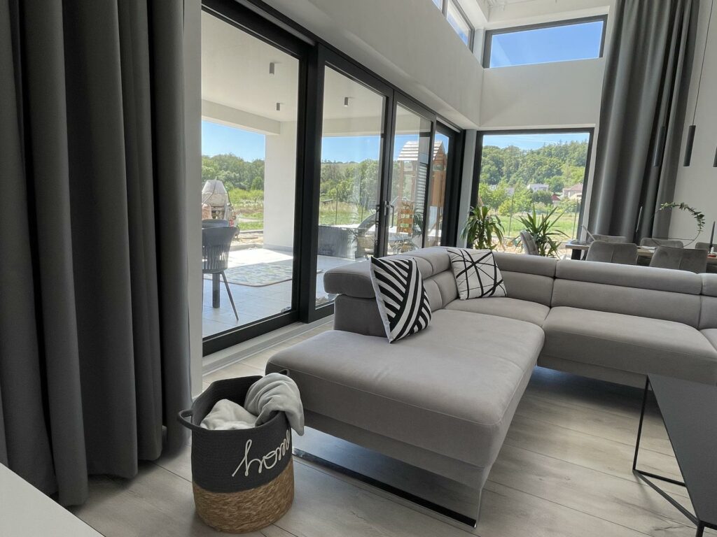 šedá sedacia súprava