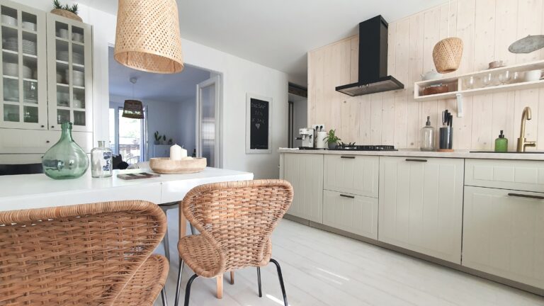 Na návšteve: Rekonštrukcia bytu po babičke s prvkami škandinávskeho a wabi-sabi štýlu