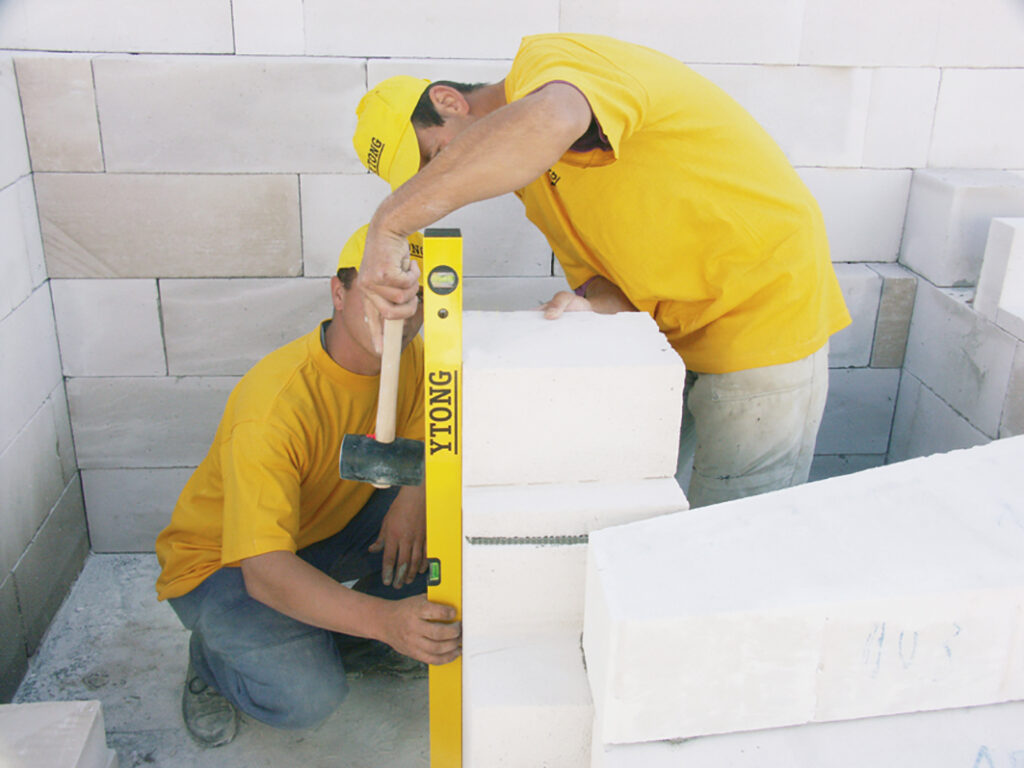 interiérové schodisko z pórobetónových tvarníc svojpomocne