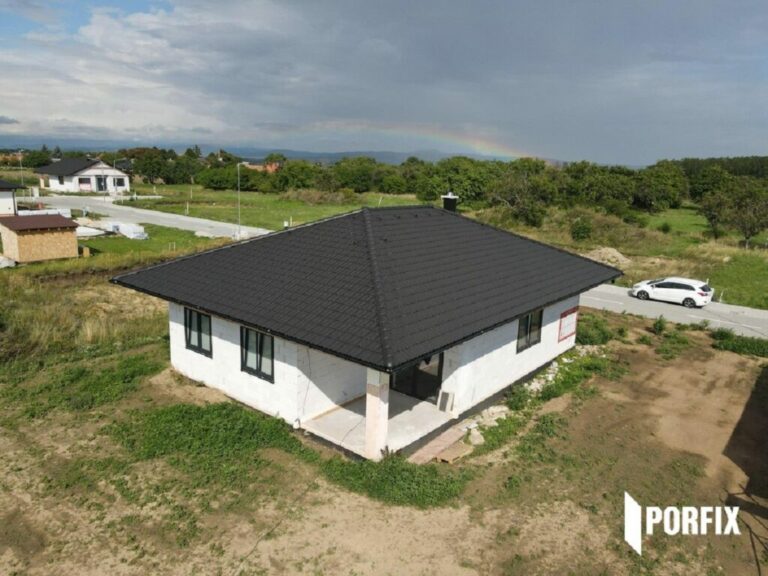 Zatepliť alebo nie? Porovnanie skladieb obvodových stien, ktoré spĺňajú normu aj bez izolácie