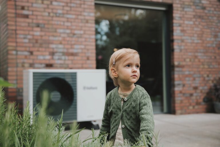 Ukazujú, ako mesačne ušetriť na vykurovaní. A sú z tímu A+++